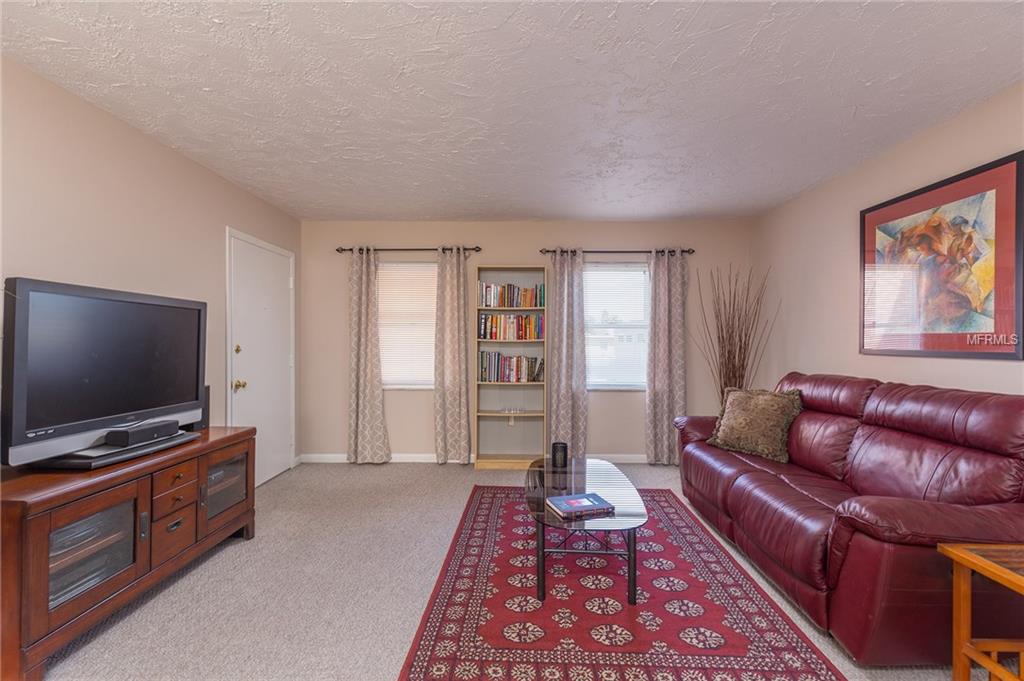 7000 SUNSET DRIVE S, SOUTH PASADENA, Florida 33707, 1 Bedroom Bedrooms, 3 Rooms Rooms,1 BathroomBathrooms,Residential,For sale,SUNSET,U7846381