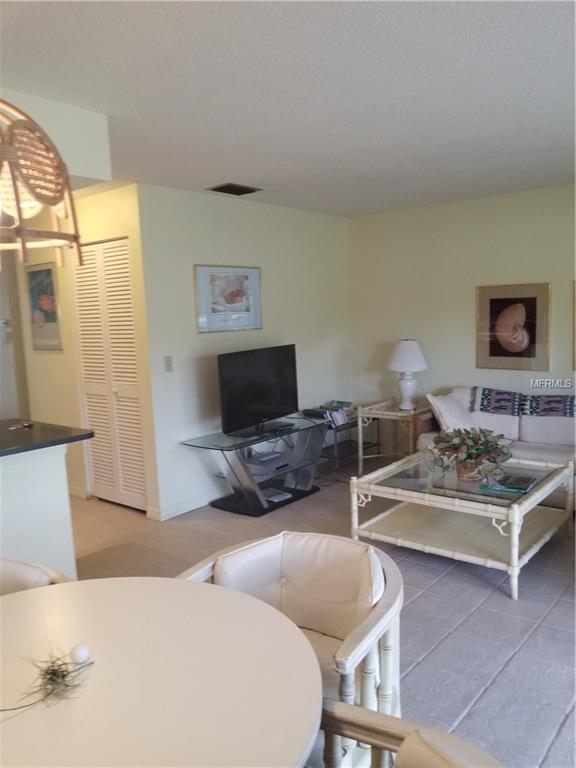 3031 QUAIL HOLLOW, SARASOTA, Florida 34235, 1 Bedroom Bedrooms, 4 Rooms Rooms,1 BathroomBathrooms,Residential,For sale,QUAIL,A4209374