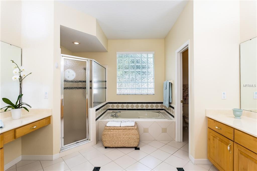 107 SISSO COVE, WINTER SPRINGS, Florida 32708, 5 Bedrooms Bedrooms, 10 Rooms Rooms,3 BathroomsBathrooms,Residential,For sale,SISSO,O5561373