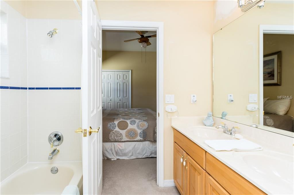 107 SISSO COVE, WINTER SPRINGS, Florida 32708, 5 Bedrooms Bedrooms, 10 Rooms Rooms,3 BathroomsBathrooms,Residential,For sale,SISSO,O5561373