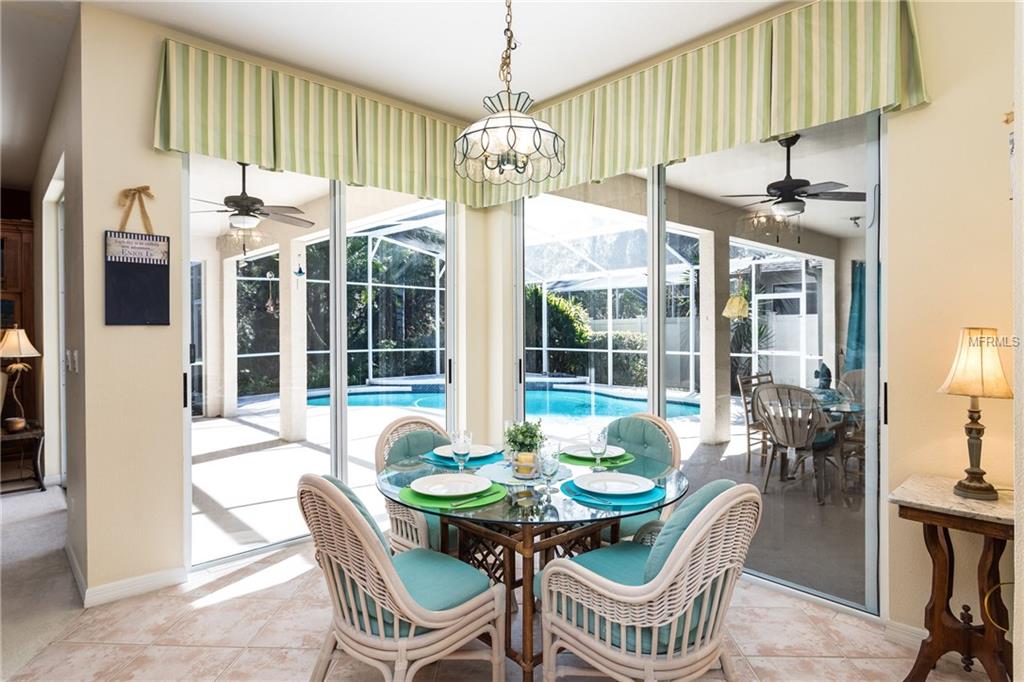 107 SISSO COVE, WINTER SPRINGS, Florida 32708, 5 Bedrooms Bedrooms, 10 Rooms Rooms,3 BathroomsBathrooms,Residential,For sale,SISSO,O5561373