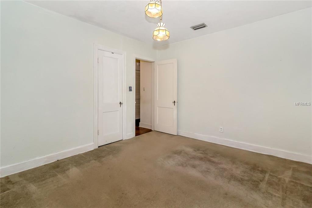 1217 LAKE DOWNEY DRIVE, ORLANDO, Florida 32825, 3 Bedrooms Bedrooms, 6 Rooms Rooms,2 BathroomsBathrooms,Residential,For sale,LAKE DOWNEY,O5561800