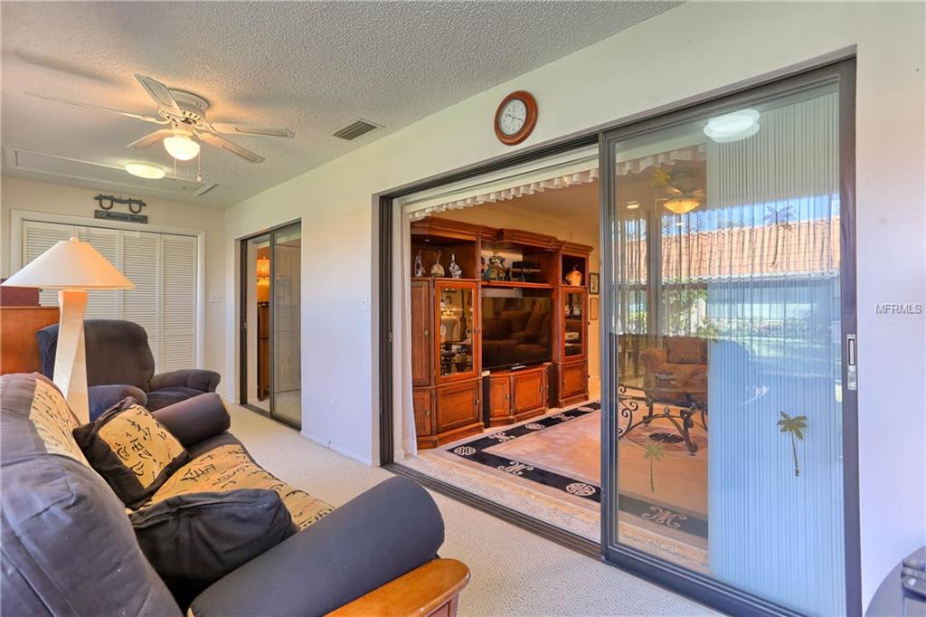 19029 US HIGHWAY 19 N, CLEARWATER, Florida 33764, 2 Bedrooms Bedrooms, 6 Rooms Rooms,2 BathroomsBathrooms,Residential,For sale,US HIGHWAY 19,U7841326