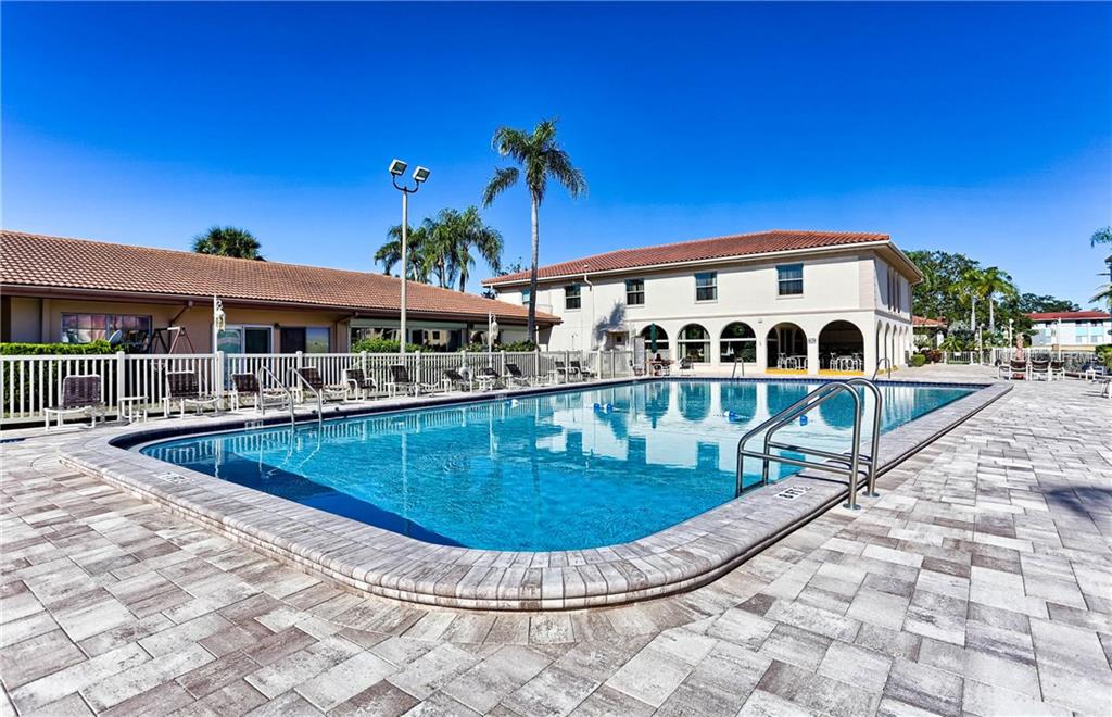 19029 US HIGHWAY 19 N, CLEARWATER, Florida 33764, 2 Bedrooms Bedrooms, 6 Rooms Rooms,2 BathroomsBathrooms,Residential,For sale,US HIGHWAY 19,U7841326