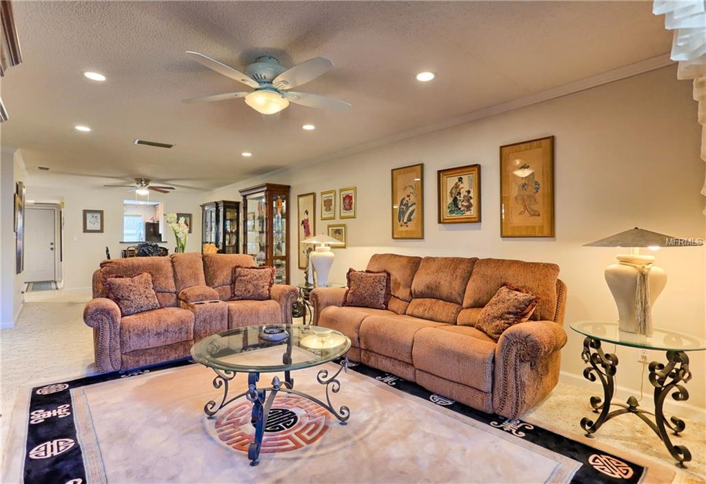 19029 US HIGHWAY 19 N, CLEARWATER, Florida 33764, 2 Bedrooms Bedrooms, 6 Rooms Rooms,2 BathroomsBathrooms,Residential,For sale,US HIGHWAY 19,U7841326