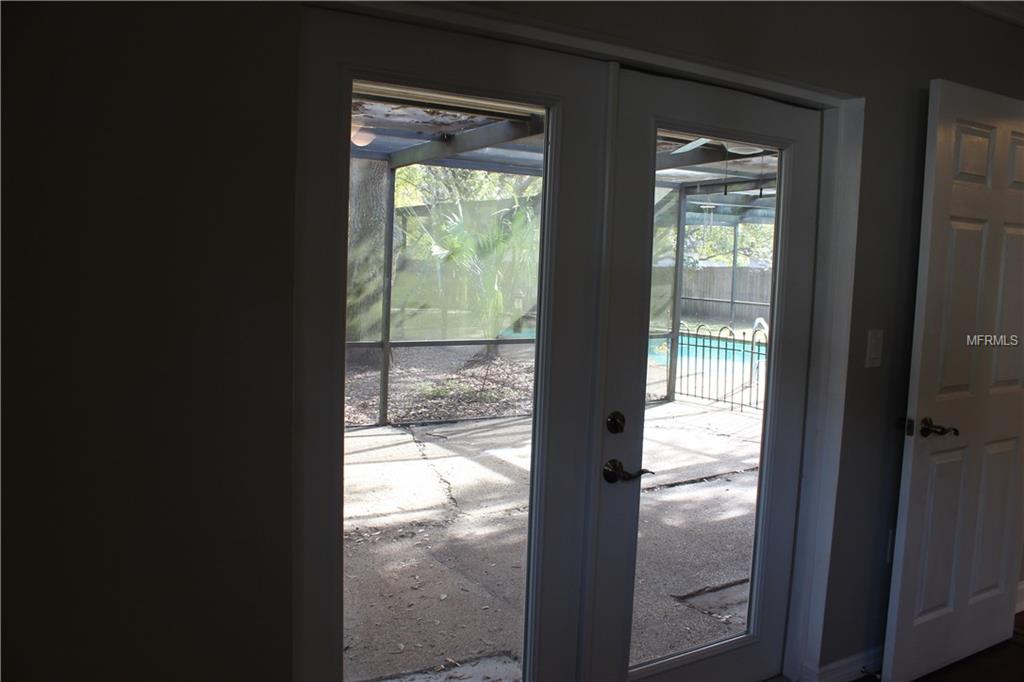 504 FAYETTE CIRCLE N, SAFETY HARBOR, Florida 34695, 3 Bedrooms Bedrooms, 5 Rooms Rooms,2 BathroomsBathrooms,Residential,For sale,FAYETTE,U7843155