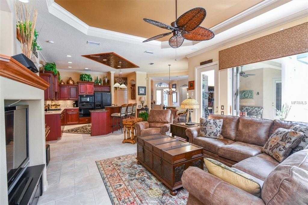 6914 TREYMORE COURT, SARASOTA, Florida 34243, 3 Bedrooms Bedrooms, 8 Rooms Rooms,3 BathroomsBathrooms,Residential,For sale,TREYMORE,A4207152