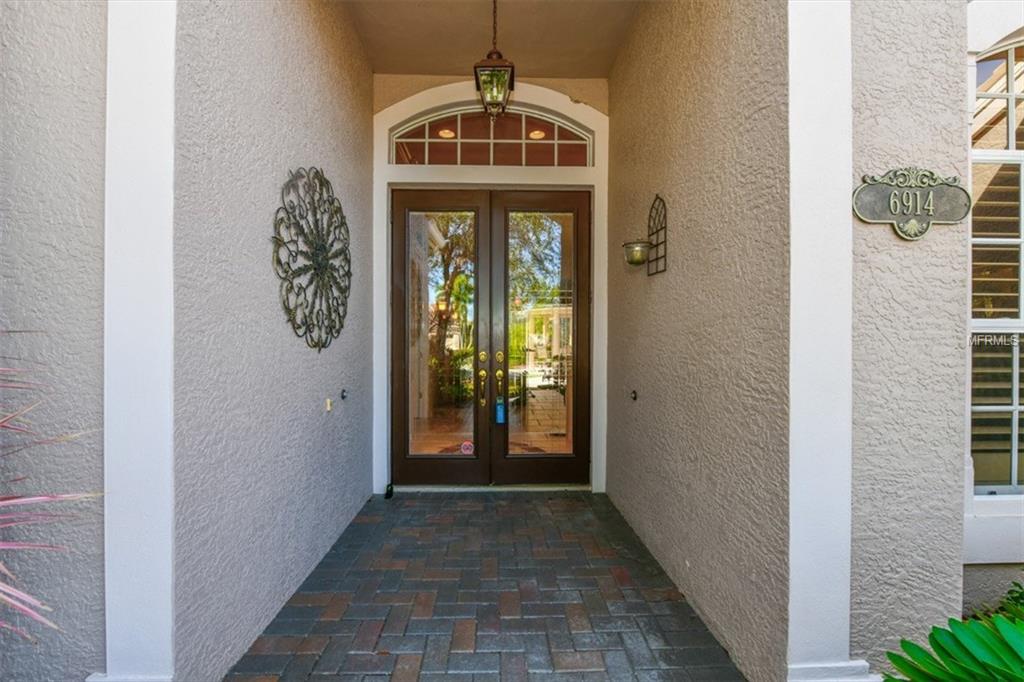 6914 TREYMORE COURT, SARASOTA, Florida 34243, 3 Bedrooms Bedrooms, 8 Rooms Rooms,3 BathroomsBathrooms,Residential,For sale,TREYMORE,A4207152