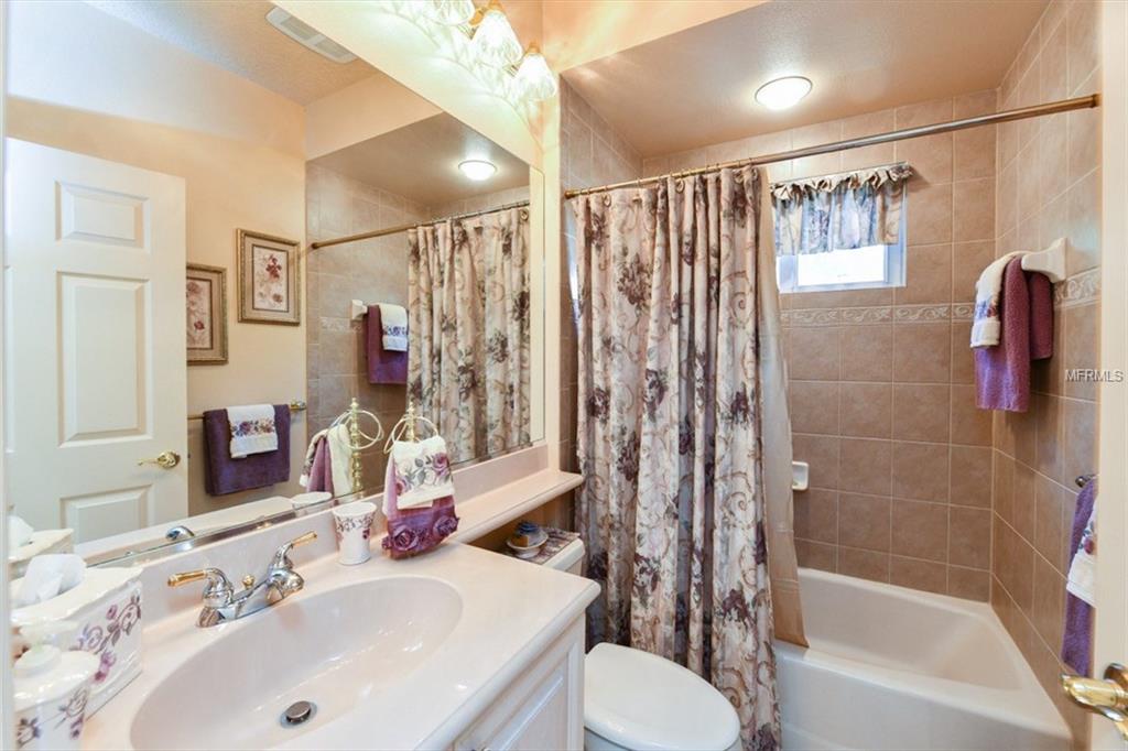 6914 TREYMORE COURT, SARASOTA, Florida 34243, 3 Bedrooms Bedrooms, 8 Rooms Rooms,3 BathroomsBathrooms,Residential,For sale,TREYMORE,A4207152