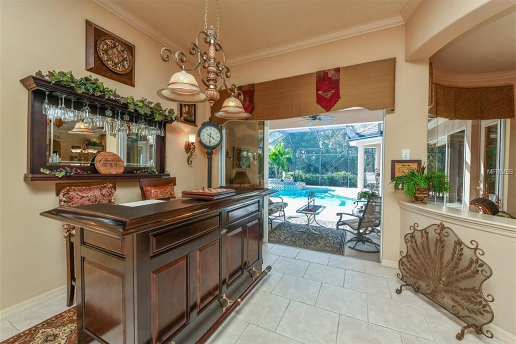 6914 TREYMORE COURT, SARASOTA, Florida 34243, 3 Bedrooms Bedrooms, 8 Rooms Rooms,3 BathroomsBathrooms,Residential,For sale,TREYMORE,A4207152