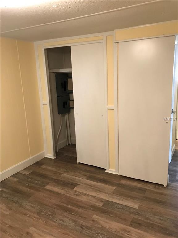 611 52ND AVENUE W, BRADENTON, Florida 34207, 3 Bedrooms Bedrooms, 7 Rooms Rooms,2 BathroomsBathrooms,Residential,For sale,52ND,A4208138