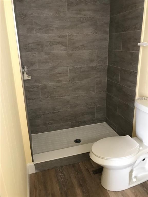 611 52ND AVENUE W, BRADENTON, Florida 34207, 3 Bedrooms Bedrooms, 7 Rooms Rooms,2 BathroomsBathrooms,Residential,For sale,52ND,A4208138