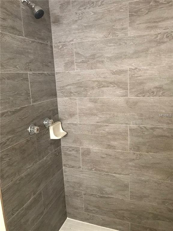 611 52ND AVENUE W, BRADENTON, Florida 34207, 3 Bedrooms Bedrooms, 7 Rooms Rooms,2 BathroomsBathrooms,Residential,For sale,52ND,A4208138