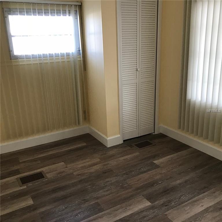 611 52ND AVENUE W, BRADENTON, Florida 34207, 3 Bedrooms Bedrooms, 7 Rooms Rooms,2 BathroomsBathrooms,Residential,For sale,52ND,A4208138