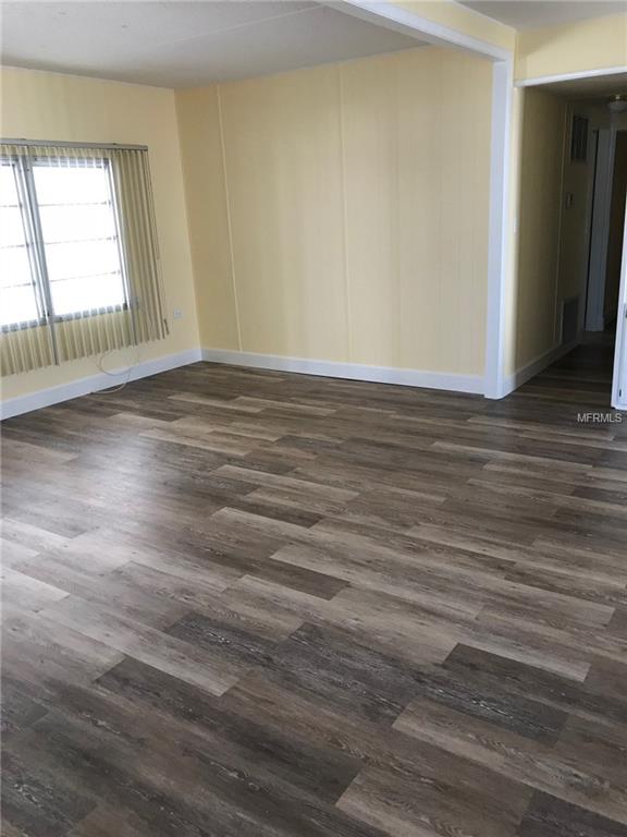 611 52ND AVENUE W, BRADENTON, Florida 34207, 3 Bedrooms Bedrooms, 7 Rooms Rooms,2 BathroomsBathrooms,Residential,For sale,52ND,A4208138