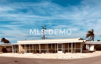 611 52ND AVENUE W, BRADENTON, Florida 34207, 3 Bedrooms Bedrooms, 7 Rooms Rooms,2 BathroomsBathrooms,Residential,For sale,52ND,A4208138