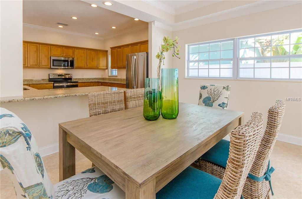 5322 26TH AVENUE S, GULFPORT, Florida 33707, 4 Bedrooms Bedrooms, 9 Rooms Rooms,3 BathroomsBathrooms,Residential,For sale,26TH,U7846682