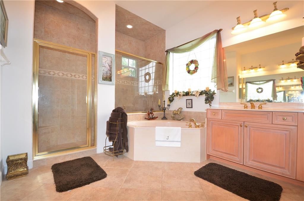 14042 ROYAL POINTE DRIVE, PORT CHARLOTTE, Florida 33953, 4 Bedrooms Bedrooms, 9 Rooms Rooms,4 BathroomsBathrooms,Residential,For sale,ROYAL POINTE,C7248976