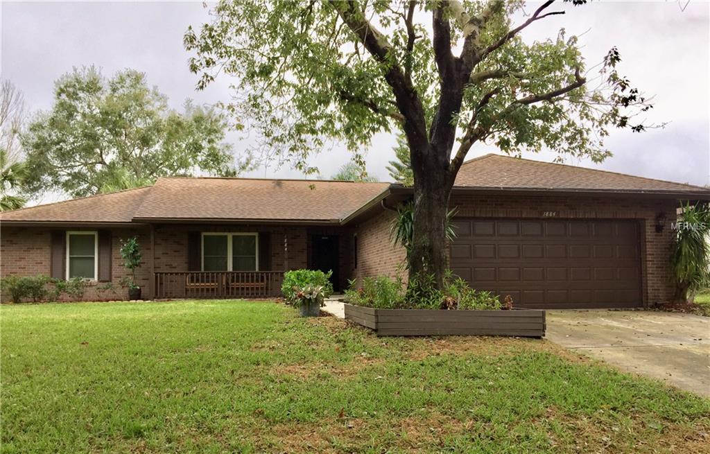 1884 LAKE HILL CIRCLE, ORLANDO, Florida 32818, 3 Bedrooms Bedrooms, 6 Rooms Rooms,2 BathroomsBathrooms,Residential,For sale,LAKE HILL,O5561801