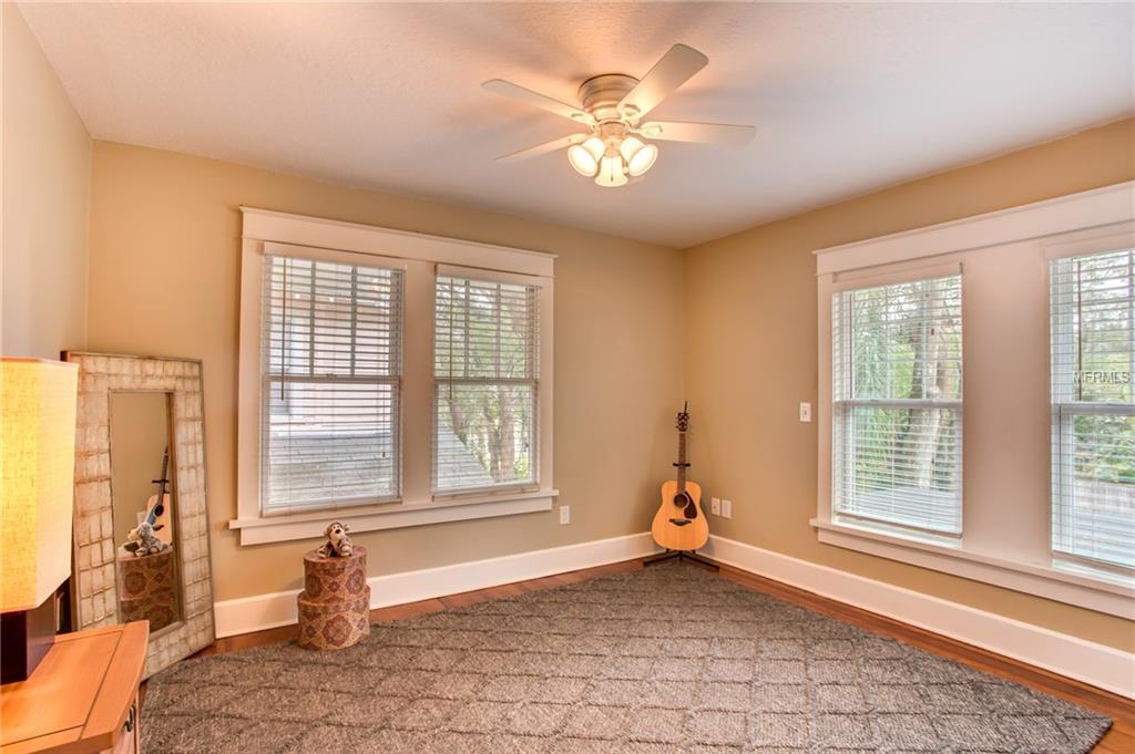 514 N SUMMERLIN AVENUE, ORLANDO, Florida 32803, 3 Bedrooms Bedrooms, 8 Rooms Rooms,2 BathroomsBathrooms,Residential,For sale,SUMMERLIN,O5553429