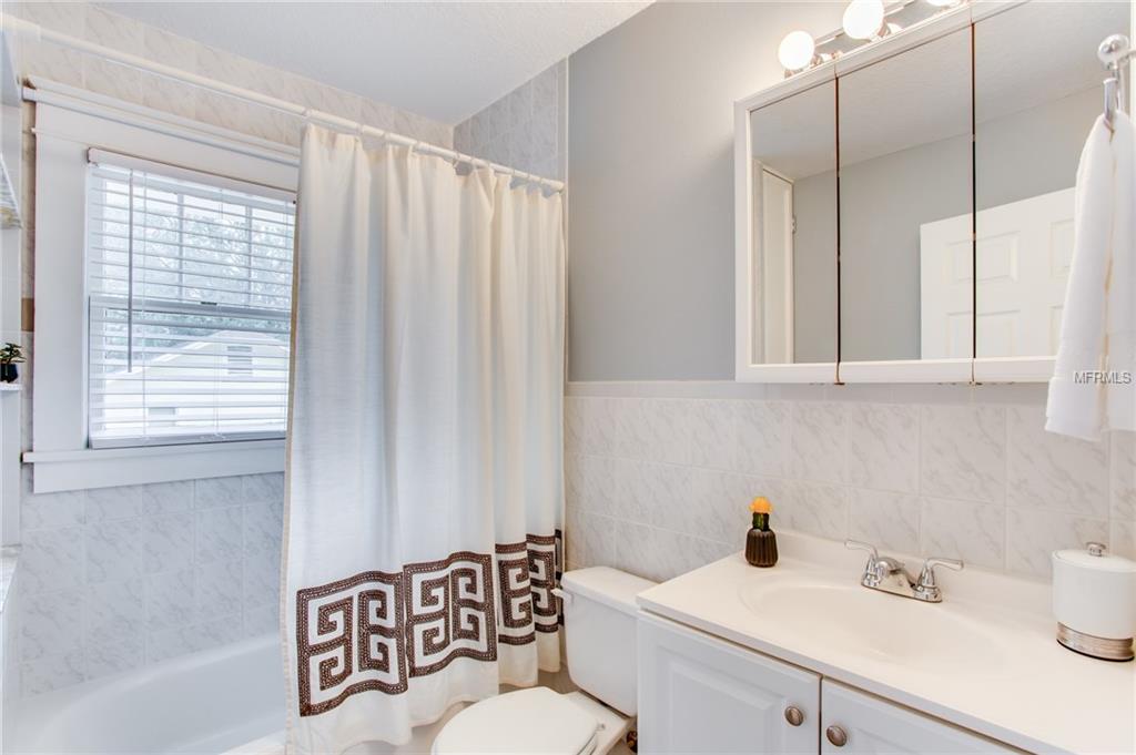 514 N SUMMERLIN AVENUE, ORLANDO, Florida 32803, 3 Bedrooms Bedrooms, 8 Rooms Rooms,2 BathroomsBathrooms,Residential,For sale,SUMMERLIN,O5553429