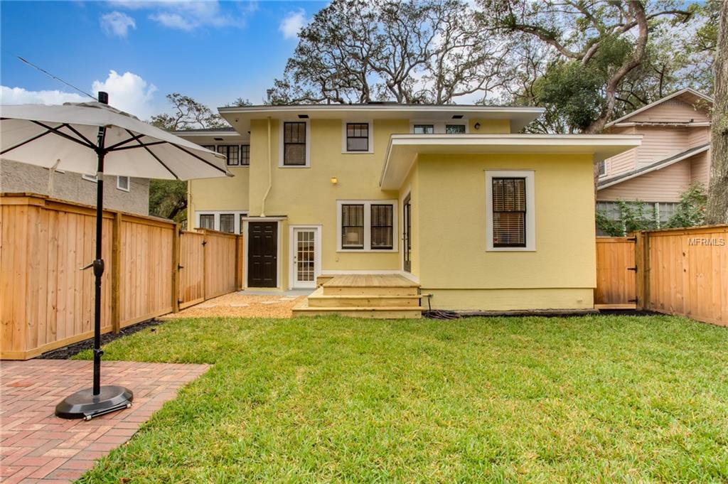 514 N SUMMERLIN AVENUE, ORLANDO, Florida 32803, 3 Bedrooms Bedrooms, 8 Rooms Rooms,2 BathroomsBathrooms,Residential,For sale,SUMMERLIN,O5553429