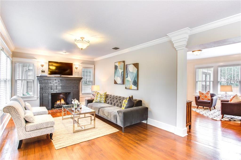 514 N SUMMERLIN AVENUE, ORLANDO, Florida 32803, 3 Bedrooms Bedrooms, 8 Rooms Rooms,2 BathroomsBathrooms,Residential,For sale,SUMMERLIN,O5553429