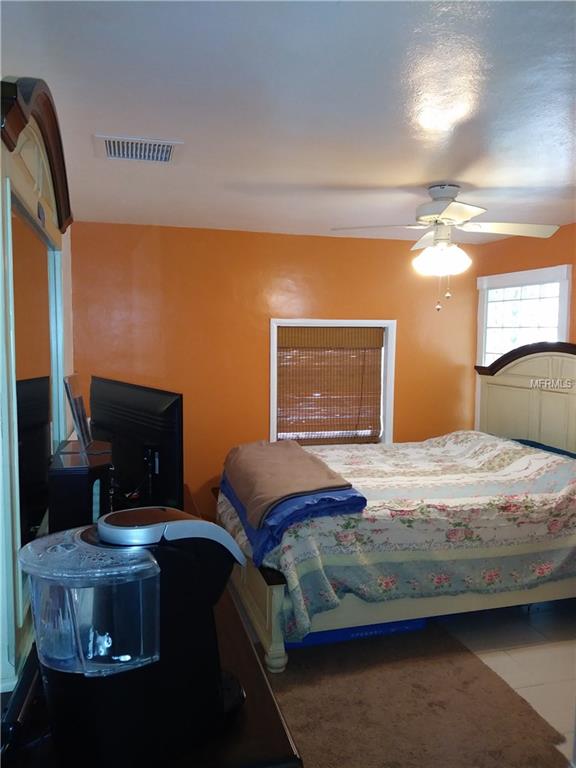 15910 1ST STREET E, REDINGTON BEACH, Florida 33708, 3 Bedrooms Bedrooms, 7 Rooms Rooms,2 BathroomsBathrooms,Residential,For sale,1ST,T2924640