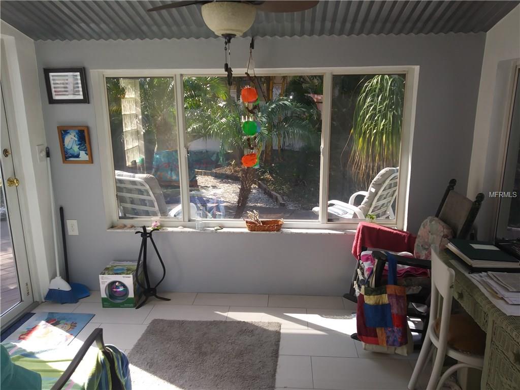 15910 1ST STREET E, REDINGTON BEACH, Florida 33708, 3 Bedrooms Bedrooms, 7 Rooms Rooms,2 BathroomsBathrooms,Residential,For sale,1ST,T2924640