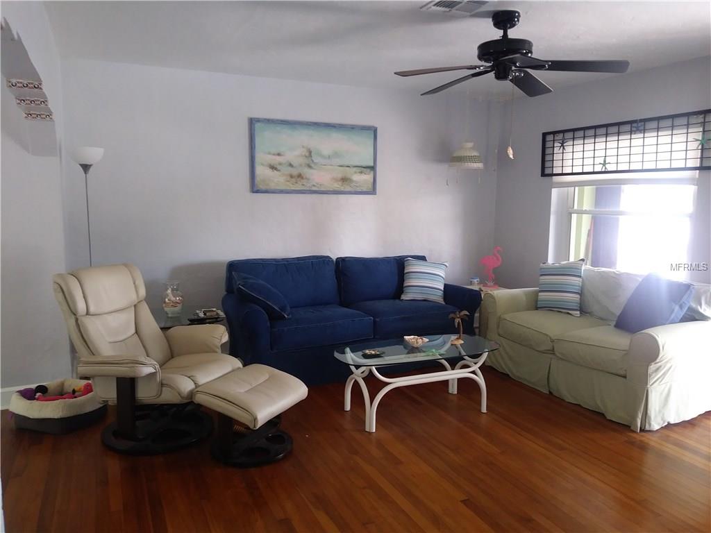 15910 1ST STREET E, REDINGTON BEACH, Florida 33708, 3 Bedrooms Bedrooms, 7 Rooms Rooms,2 BathroomsBathrooms,Residential,For sale,1ST,T2924640