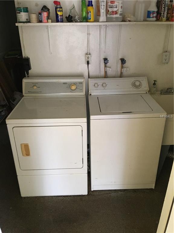 2727 TEAL AVENUE, SARASOTA, Florida 34232, 3 Bedrooms Bedrooms, 3 Rooms Rooms,2 BathroomsBathrooms,Residential,For sale,TEAL,A4208142