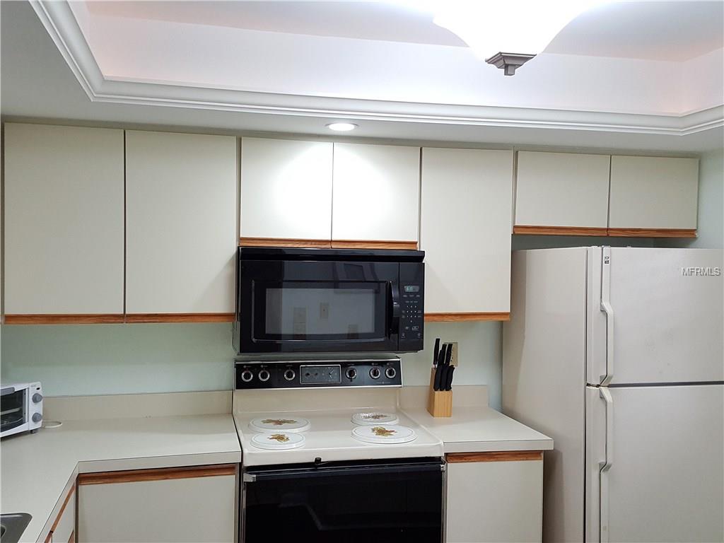 1100 CAPRI ISLES BOULEVARD, VENICE, Florida 34292, 2 Bedrooms Bedrooms, 5 Rooms Rooms,2 BathroomsBathrooms,Residential,For sale,CAPRI ISLES,N5916310