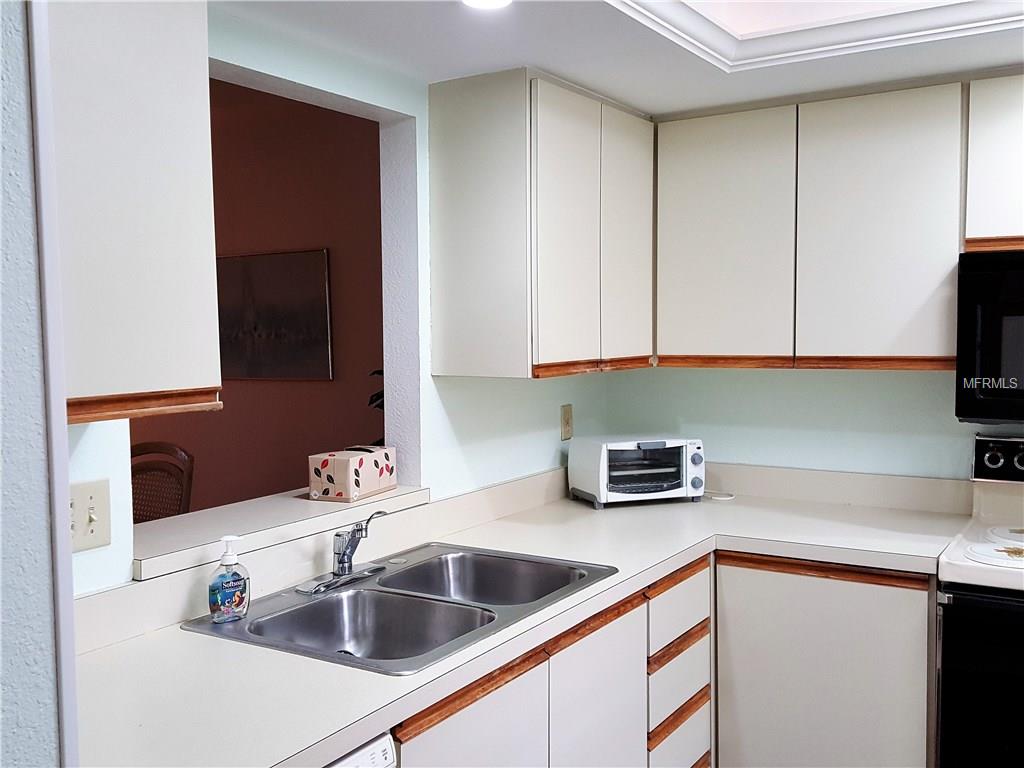 1100 CAPRI ISLES BOULEVARD, VENICE, Florida 34292, 2 Bedrooms Bedrooms, 5 Rooms Rooms,2 BathroomsBathrooms,Residential,For sale,CAPRI ISLES,N5916310