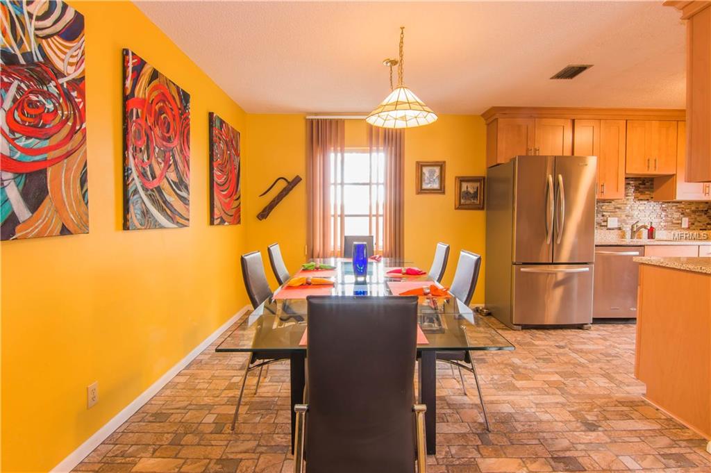 3210 39TH STREET S, ST PETERSBURG, Florida 33711, 2 Bedrooms Bedrooms, 3 Rooms Rooms,2 BathroomsBathrooms,Residential,For sale,39TH,U7847115