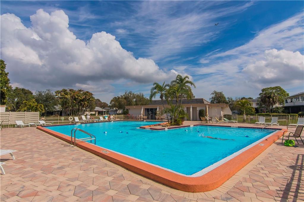 3210 39TH STREET S, ST PETERSBURG, Florida 33711, 2 Bedrooms Bedrooms, 3 Rooms Rooms,2 BathroomsBathrooms,Residential,For sale,39TH,U7847115