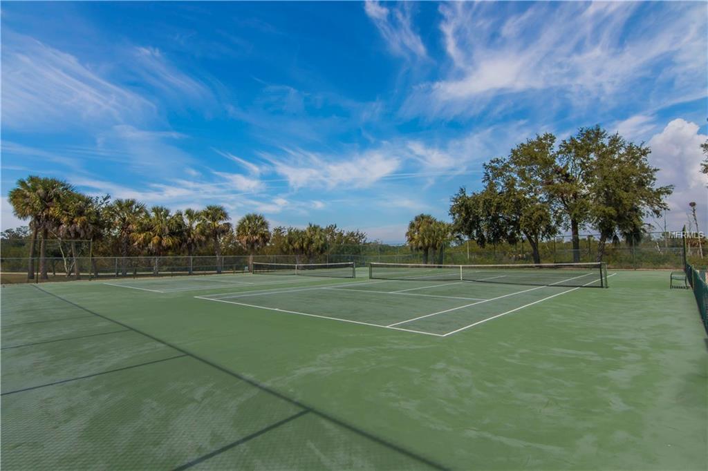 3210 39TH STREET S, ST PETERSBURG, Florida 33711, 2 Bedrooms Bedrooms, 3 Rooms Rooms,2 BathroomsBathrooms,Residential,For sale,39TH,U7847115