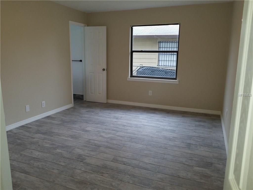 704 GROVE AVENUE, HOLLY HILL, Florida 32117, 3 Bedrooms Bedrooms, 5 Rooms Rooms,2 BathroomsBathrooms,Residential,For sale,GROVE,S4856968