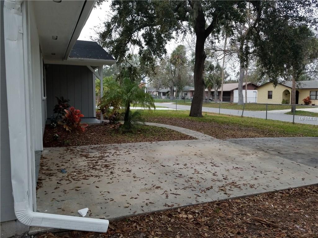 704 GROVE AVENUE, HOLLY HILL, Florida 32117, 3 Bedrooms Bedrooms, 5 Rooms Rooms,2 BathroomsBathrooms,Residential,For sale,GROVE,S4856968