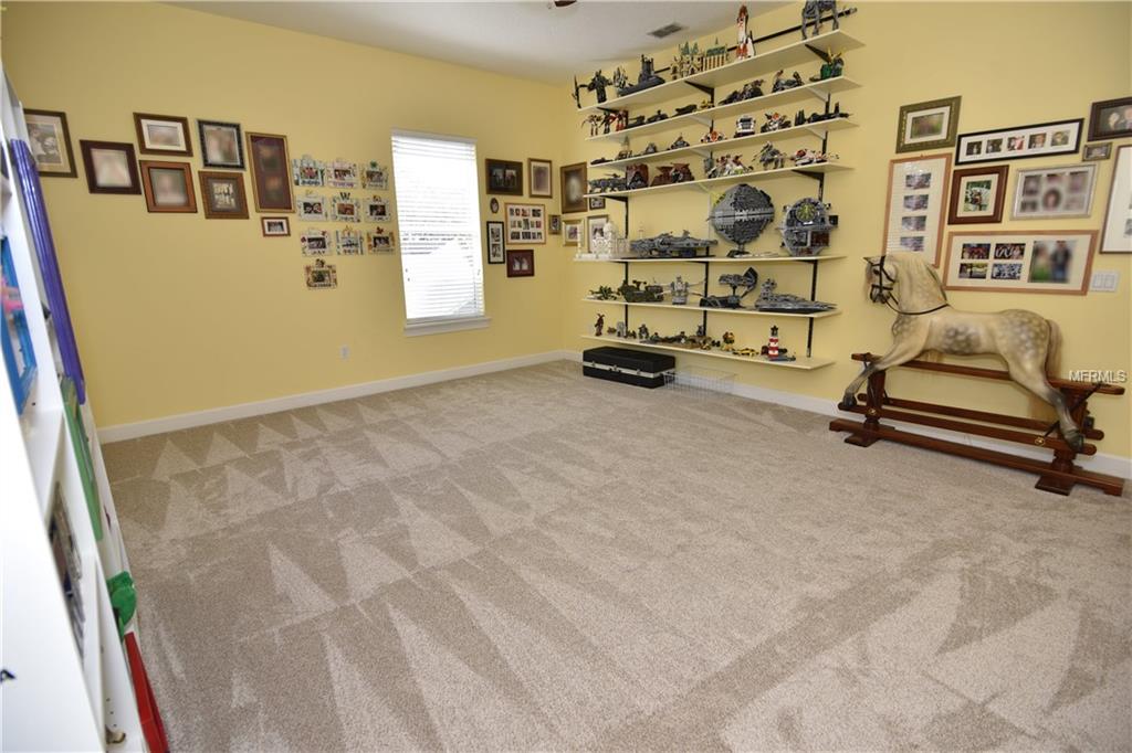 1405 HIDDEN OAKS BEND, SAINT CLOUD, Florida 34771, 6 Bedrooms Bedrooms, 8 Rooms Rooms,4 BathroomsBathrooms,Residential,For sale,HIDDEN OAKS,O5528313