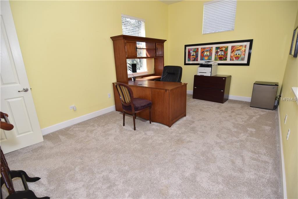 1405 HIDDEN OAKS BEND, SAINT CLOUD, Florida 34771, 6 Bedrooms Bedrooms, 8 Rooms Rooms,4 BathroomsBathrooms,Residential,For sale,HIDDEN OAKS,O5528313