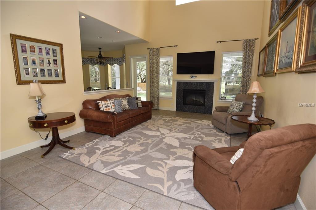 1405 HIDDEN OAKS BEND, SAINT CLOUD, Florida 34771, 6 Bedrooms Bedrooms, 8 Rooms Rooms,4 BathroomsBathrooms,Residential,For sale,HIDDEN OAKS,O5528313