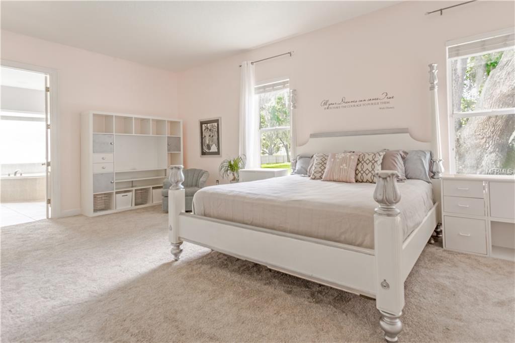 1405 HIDDEN OAKS BEND, SAINT CLOUD, Florida 34771, 6 Bedrooms Bedrooms, 8 Rooms Rooms,4 BathroomsBathrooms,Residential,For sale,HIDDEN OAKS,O5528313