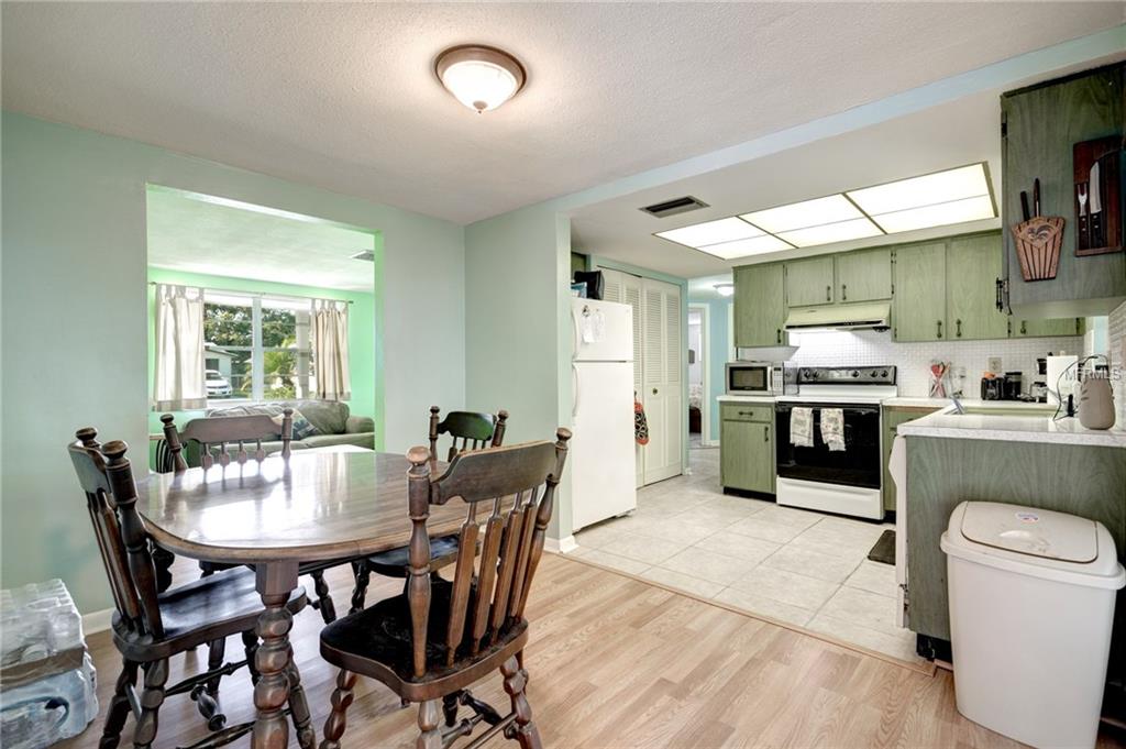 7709 HOLLYRIDGE DRIVE, NEW PORT RICHEY, Florida 34653, 2 Bedrooms Bedrooms, 3 Rooms Rooms,2 BathroomsBathrooms,Residential,For sale,HOLLYRIDGE,U7832237