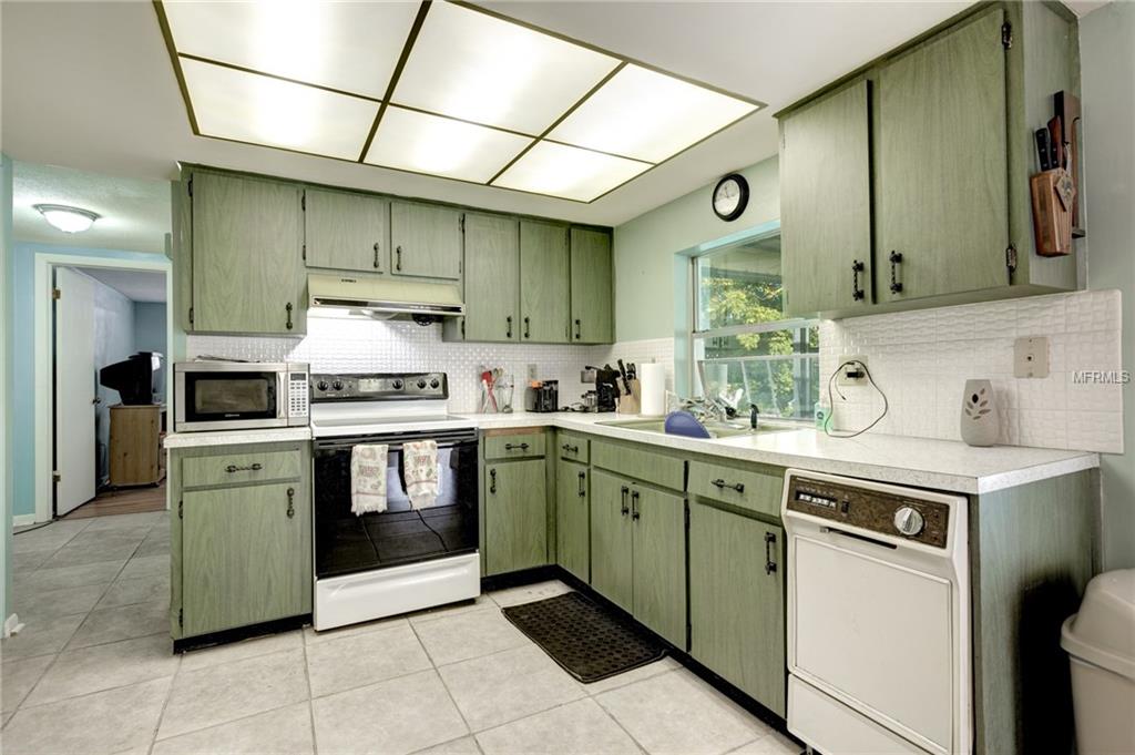 7709 HOLLYRIDGE DRIVE, NEW PORT RICHEY, Florida 34653, 2 Bedrooms Bedrooms, 3 Rooms Rooms,2 BathroomsBathrooms,Residential,For sale,HOLLYRIDGE,U7832237