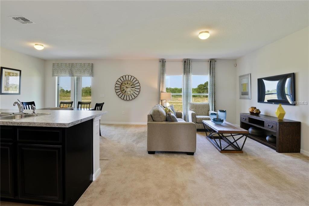 531 LUCERNE BOULEVARD, WINTER HAVEN, Florida 33881, 4 Bedrooms Bedrooms, 7 Rooms Rooms,2 BathroomsBathrooms,Residential,For sale,LUCERNE,W7636404