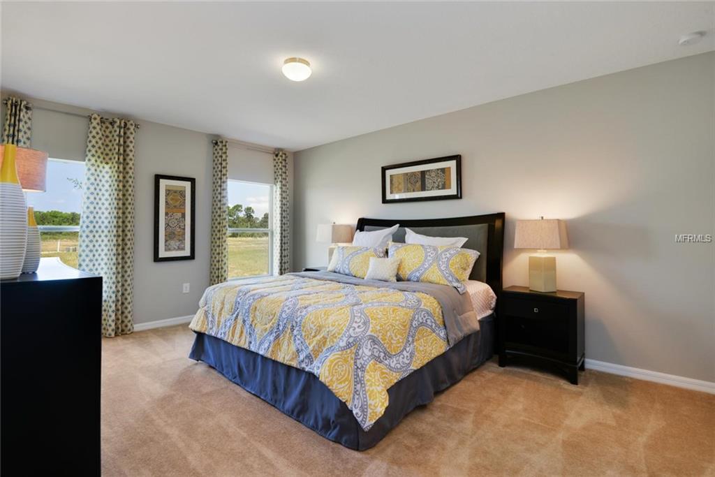 531 LUCERNE BOULEVARD, WINTER HAVEN, Florida 33881, 4 Bedrooms Bedrooms, 7 Rooms Rooms,2 BathroomsBathrooms,Residential,For sale,LUCERNE,W7636404