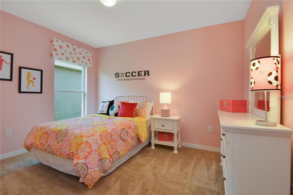 531 LUCERNE BOULEVARD, WINTER HAVEN, Florida 33881, 4 Bedrooms Bedrooms, 7 Rooms Rooms,2 BathroomsBathrooms,Residential,For sale,LUCERNE,W7636404