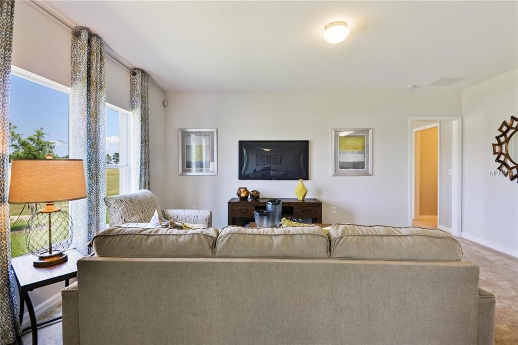 531 LUCERNE BOULEVARD, WINTER HAVEN, Florida 33881, 4 Bedrooms Bedrooms, 7 Rooms Rooms,2 BathroomsBathrooms,Residential,For sale,LUCERNE,W7636404