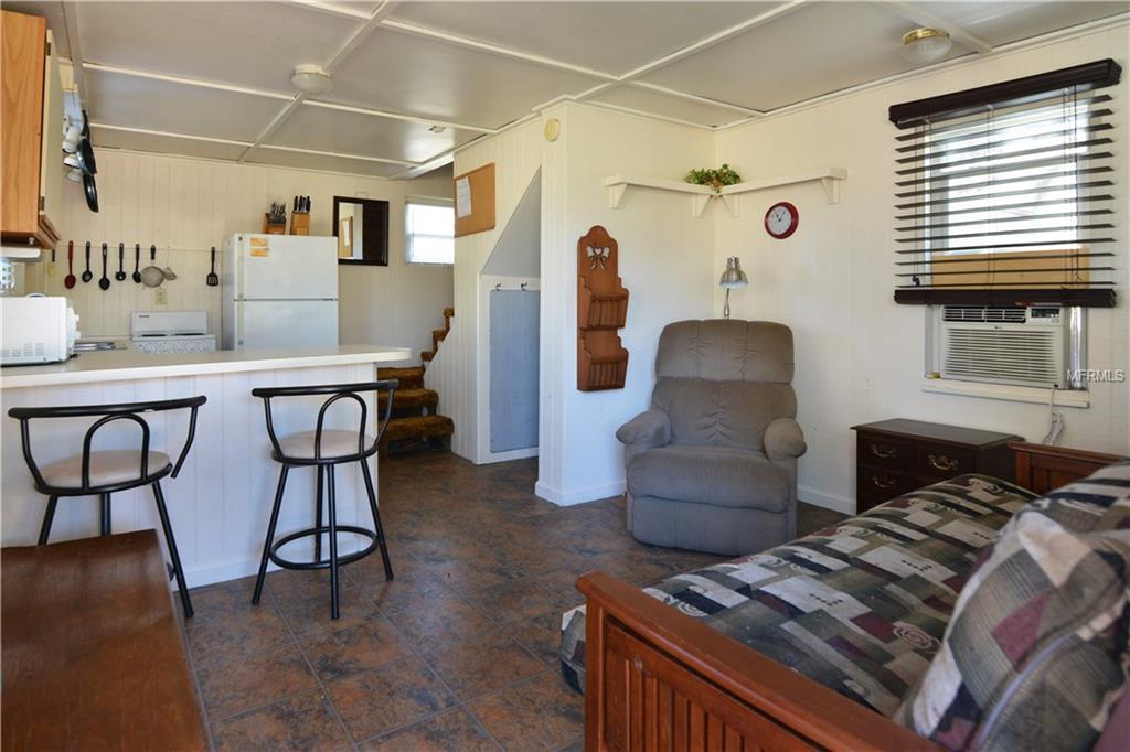 251 JENNICA COURT, GENEVA, Florida 32732, 6 Bedrooms Bedrooms, 4 Rooms Rooms,3 BathroomsBathrooms,Residential,For sale,JENNICA,O5559979