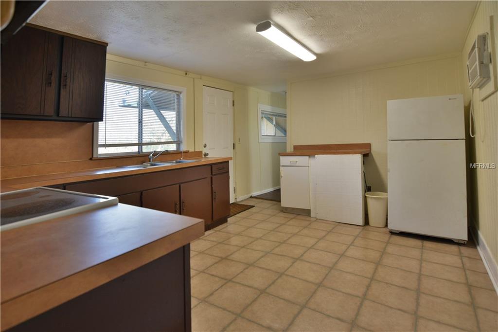 251 JENNICA COURT, GENEVA, Florida 32732, 6 Bedrooms Bedrooms, 4 Rooms Rooms,3 BathroomsBathrooms,Residential,For sale,JENNICA,O5559979